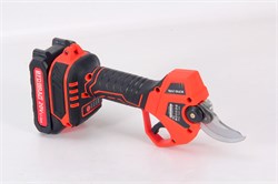 Секатор аккумуляторный BCP30-2VBL (Li-ion, АКБ 2*2AH, З/У 1А,20В,макс. 30мм, БЕСЩЕТОЧНЫЙ) 10шт/кор 240шт/подд 21 01 256 019 - фото 394274