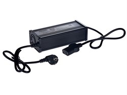 Зарядное устройство Gelbert для свинцовых аккумуляторов 60V80A/Н (12A) 0000072