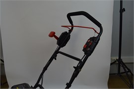 Снегоуборщик аккумуляторный BBS6048W (58В, ширина 48см., высота 26см., двиг. бесщеточный, АКБ, ЗУ) 16шт/поддон 05 04 001 075