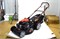 Газонокосилка бензиновая BLM4052SM PRO (4,0 кВт, сбор,мульч.,выброс зад./бок.,трав. 60л, шир.скаш 520мм, выс. 25-70мм, самоход.,колеса 8/11) 6шт/подд 06 03 017 102
